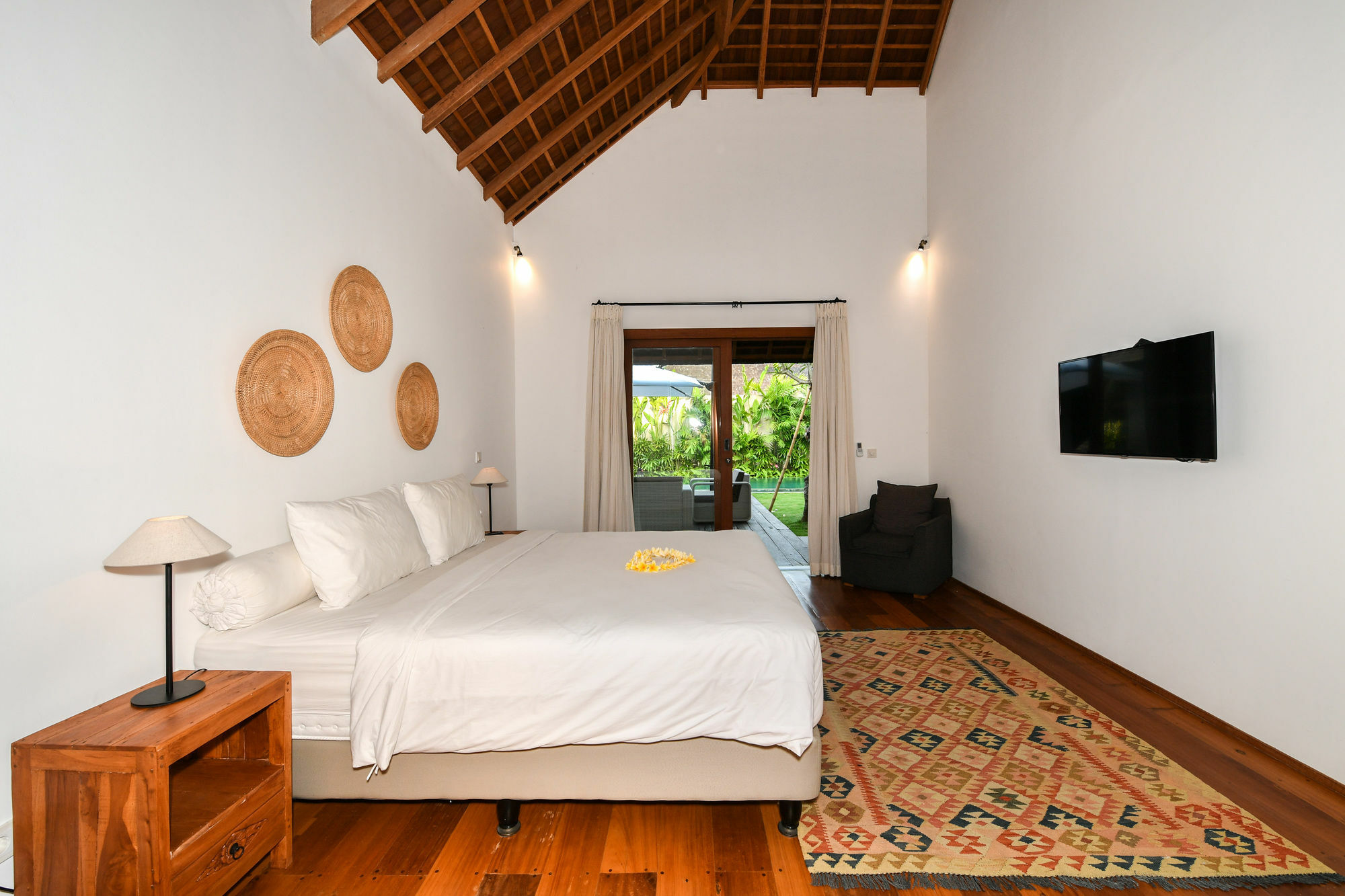Lala Villa *